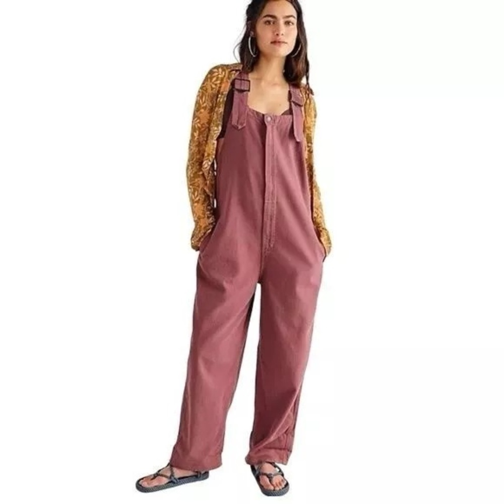 We The Free Hunter Denim Overalls Balloon Leg Cargo Size Small Purple Muave